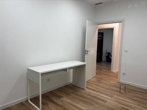 Loja  Arrendamento em Mafamude e Vilar do Paraíso,Vila Nova de Gaia