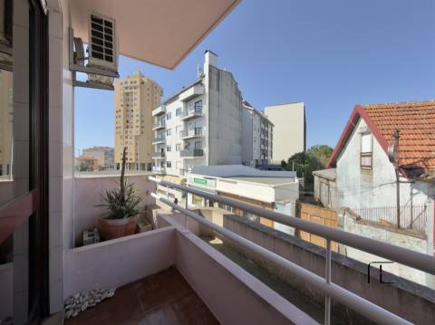 Andar Moradia T2 Venda em Mafamude e Vilar do Paraíso,Vila Nova de Gaia
