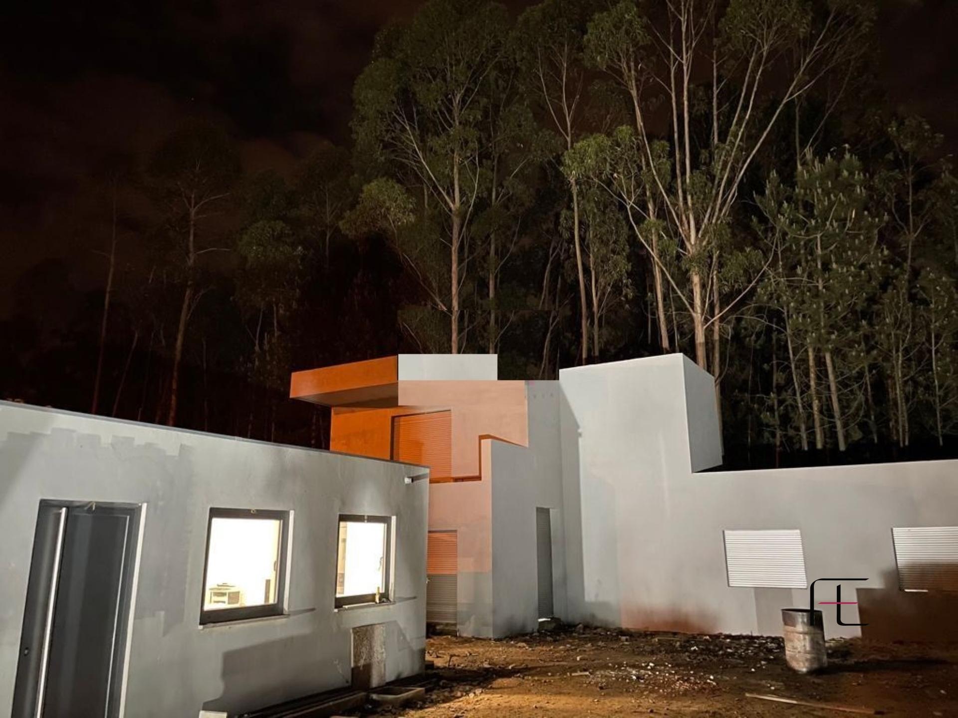 Moradia de Luxo T3 c/ Piscina | Sadim