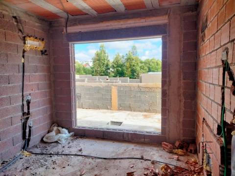 Moradia Geminada T3 Venda em Mozelos,Santa Maria da Feira