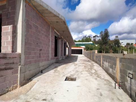 Moradia Geminada T3 Venda em Mozelos,Santa Maria da Feira