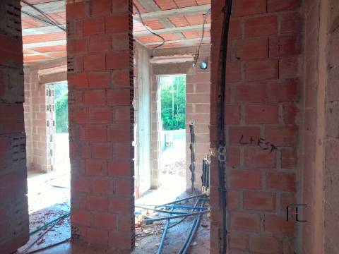 Moradia Geminada T3 Venda em Mozelos,Santa Maria da Feira