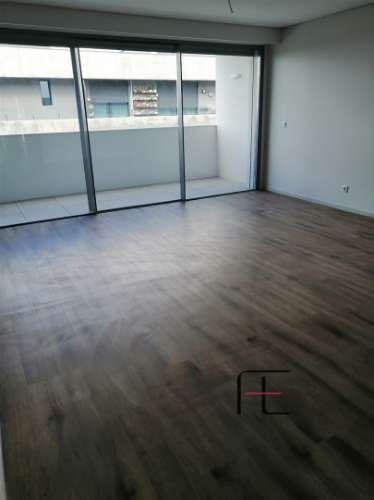 Apartamento T2 Venda em Mafamude e Vilar do Paraíso,Vila Nova de Gaia