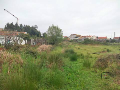 Terreno para 17 Moradias em Vilar do Paraíso – Projeto Aprovado