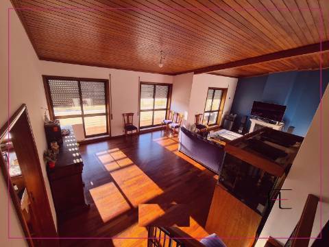Apartamento T4 DUPLEX Venda em Moreira,Maia