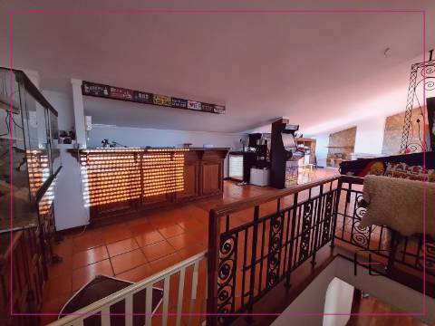 Apartamento T4 DUPLEX Venda em Moreira,Maia