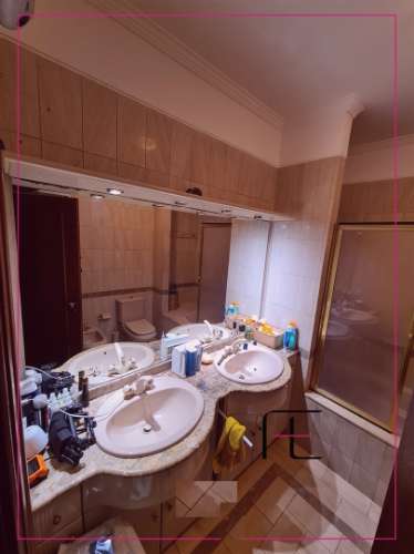 Apartamento T4 DUPLEX Venda em Moreira,Maia