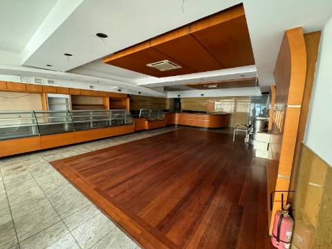 Loja  Venda em Mafamude e Vilar do Paraíso,Vila Nova de Gaia