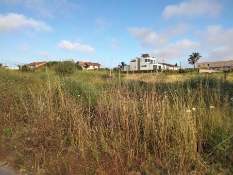 Terreno 1571m² com projeto &#124; São Félix da Marinha – Espinho