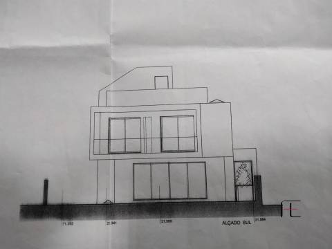 Terreno 1571m² com projeto &#124; São Félix da Marinha – Espinho