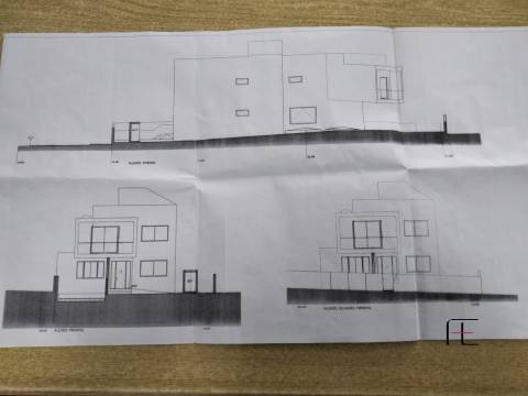 Terreno 1571m² com projeto &#124; São Félix da Marinha – Espinho