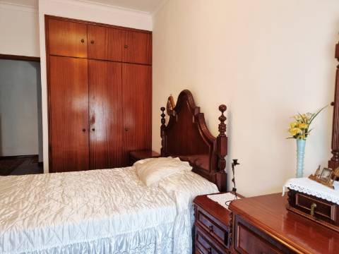 Moradia T4 Venda em Santa Marinha e São Pedro da Afurada,Vila Nova de Gaia