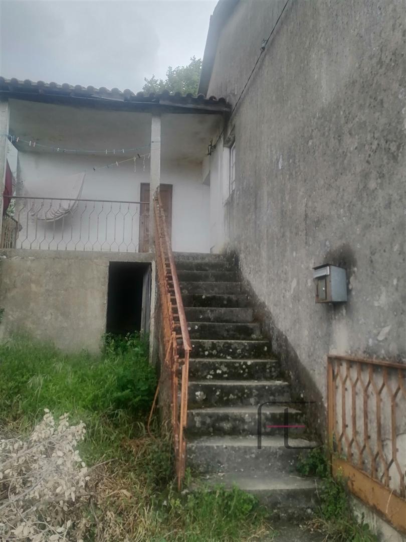 Moradia para Restaurar T3 Venda em Mogadouro, Valverde, Vale de Porco e Vilar de Rei,Mogadouro