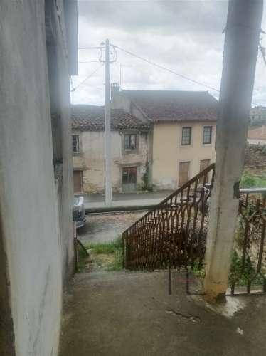 Moradia para Restaurar T3 Venda em Mogadouro, Valverde, Vale de Porco e Vilar de Rei,Mogadouro