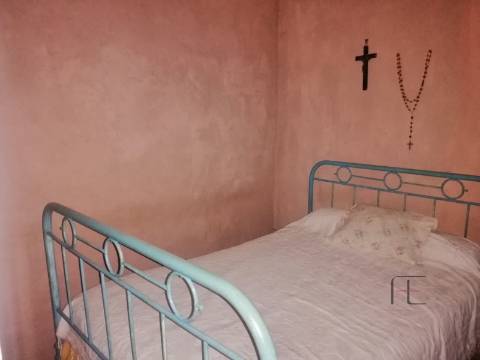 Moradia para Restaurar T3 Venda em Mogadouro, Valverde, Vale de Porco e Vilar de Rei,Mogadouro