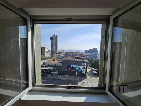 Apartamento T4 Venda em Cedofeita, Santo Ildefonso, Sé, Miragaia, São Nicolau e Vitória,Porto