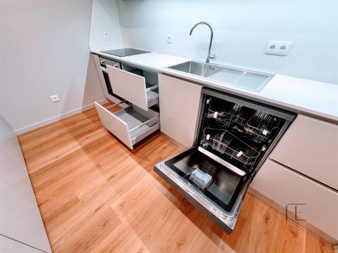 Apartamento T0 Venda em Mafamude e Vilar do Paraíso,Vila Nova de Gaia