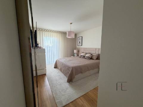 Apartamento T3 Venda em Matosinhos e Leça da Palmeira,Matosinhos