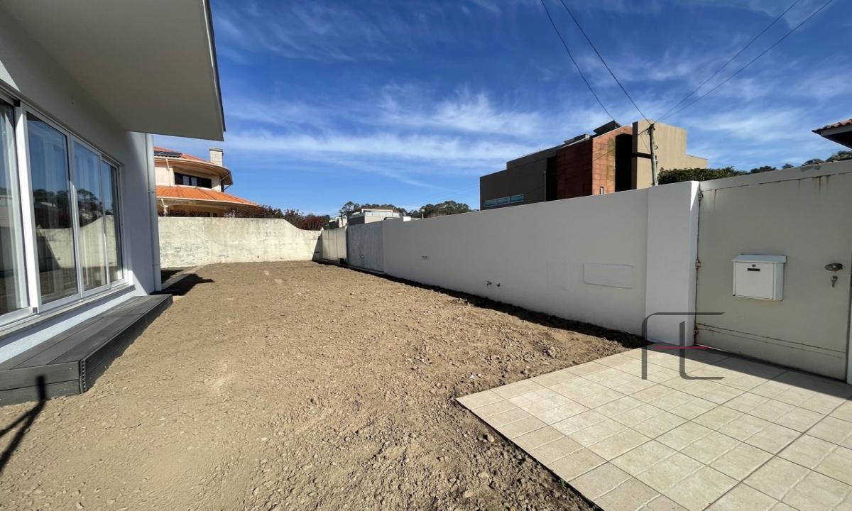 Moradia Geminada T4 Venda em Perafita, Lavra e Santa Cruz do Bispo,Matosinhos