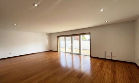 Moradia Geminada T4 Venda em Perafita, Lavra e Santa Cruz do Bispo,Matosinhos