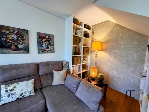 Apartamento T2 DUPLEX Venda em São Mamede de Infesta e Senhora da Hora,Matosinhos