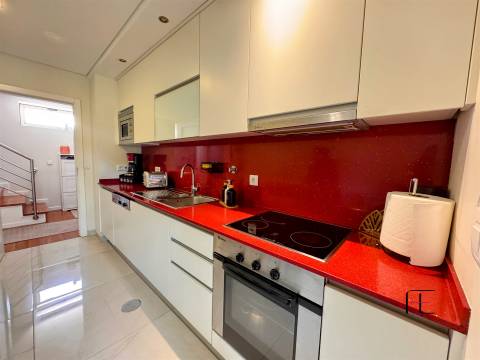 Apartamento T2 DUPLEX Venda em São Mamede de Infesta e Senhora da Hora,Matosinhos