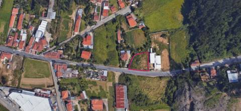 Terreno em Paços de Brandão