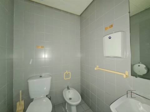 Cortegaça, Ovar: Duas Lojas Interligadas