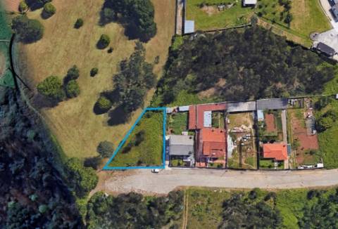 Terreno para Moradia Isolada em Vila Maior