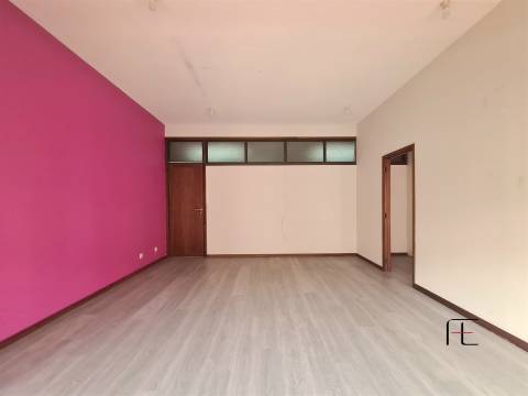 Escritório Espinho, Rua 23