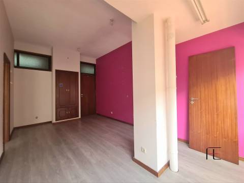 Escritório Espinho, Rua 23