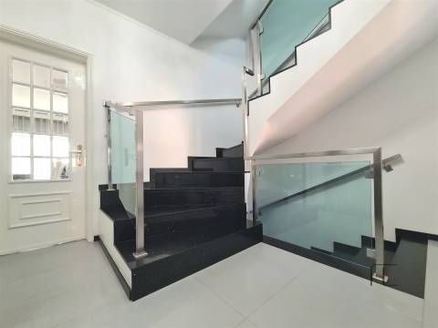 Exclusivo em Espinho: Viva a Passos da Praia!