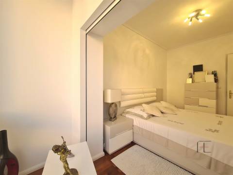 Exclusivo em Espinho: Viva a Passos da Praia!