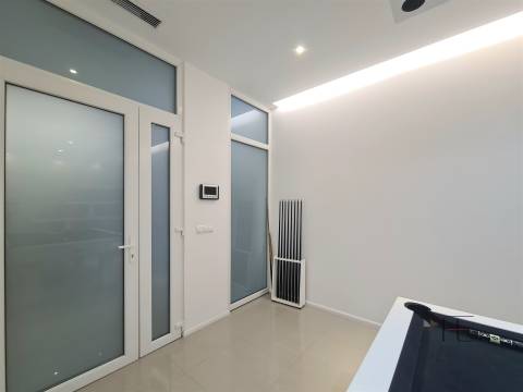 Exclusivo em Espinho: Viva a Passos da Praia!