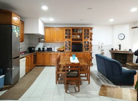 Moradia T3 Venda em Lourosa,Santa Maria da Feira