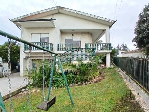 Moradia T3 Venda em Lourosa,Santa Maria da Feira