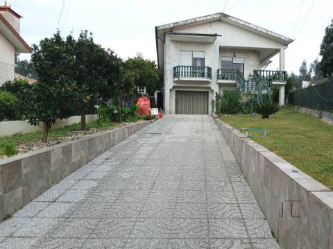 Moradia T3 Venda em Lourosa,Santa Maria da Feira