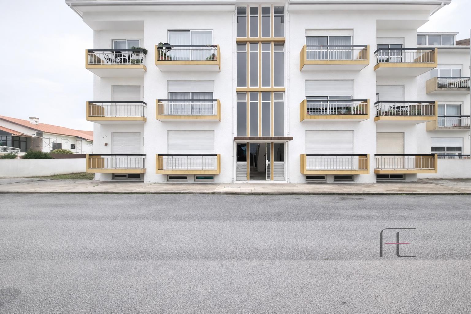 T2 em Ovar com Terraço e Elevado Potencial de Rendimento