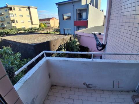 Apartamento T2 Venda em Baguim do Monte (Rio Tinto),Gondomar