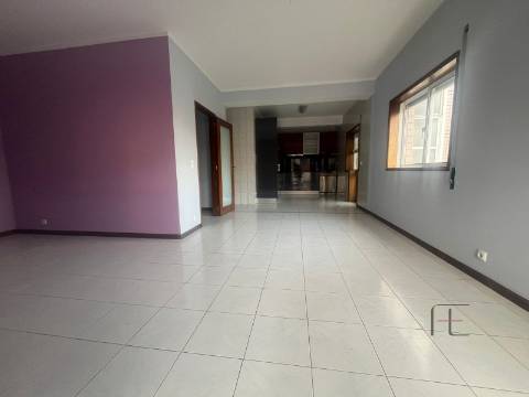 Apartamento T2 Venda em Baguim do Monte (Rio Tinto),Gondomar