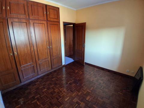 Apartamento T2 Venda em Baguim do Monte (Rio Tinto),Gondomar