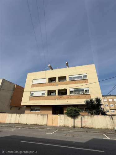 Apartamento T4 Venda em Castêlo da Maia,Maia