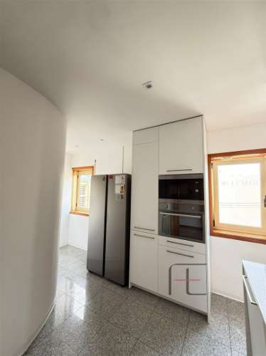 Apartamento T4 Venda em Castêlo da Maia,Maia