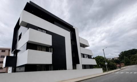 Apartamento T4 Venda em Gondomar (São Cosme), Valbom e Jovim,Gondomar