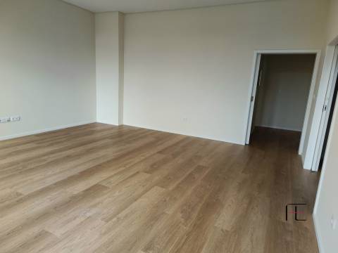 Apartamento T3 Venda em Gulpilhares e Valadares,Vila Nova de Gaia