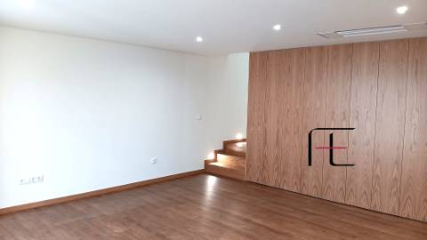 Moradia Geminada T2 Venda em Aver-o-Mar, Amorim e Terroso,Póvoa de Varzim