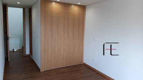 Moradia Geminada T3 Venda em Aver-o-Mar, Amorim e Terroso,Póvoa de Varzim