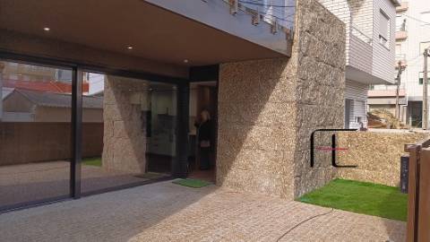 Moradia Geminada T3 Venda em Aver-o-Mar, Amorim e Terroso,Póvoa de Varzim