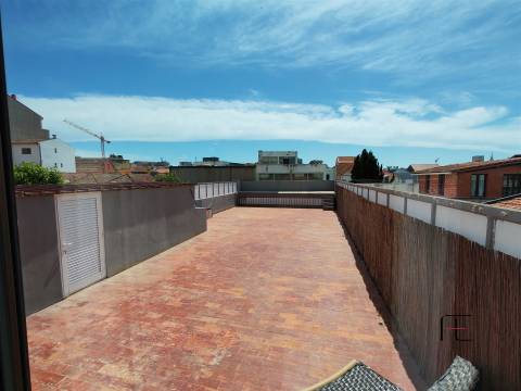 Apartamento T3 – Renovado – Terraço – Matosinhos