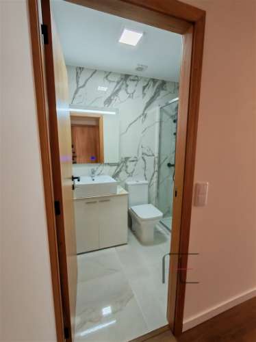 Apartamento T2 Remodelado – Terraço - Caxinas VDC